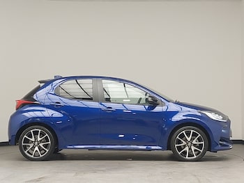 Used Toyota Yaris 2022 for sale - 75686320: Photo
