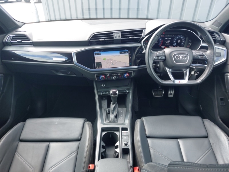 Used Audi Q3 2022 for sale - 77105159: Photo 2