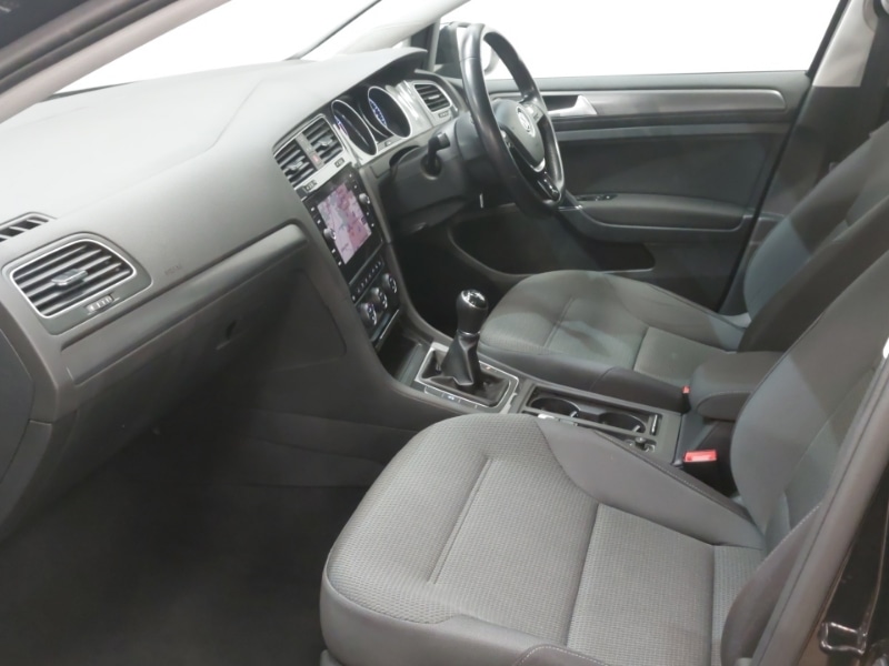 Used Volkswagen Golf 2019 for sale - 76502488: Photo 5