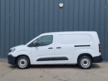 Used Peugeot Partner 2024 for sale - 79402102: Photo