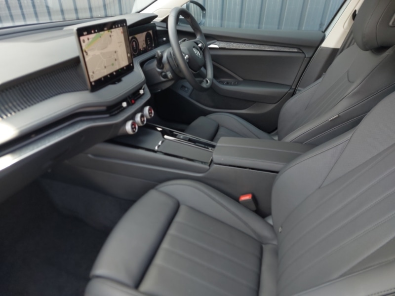 Used Skoda Superb 2024 for sale - 76456197: Photo 5