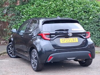 Used Toyota Yaris 2023 for sale - 77424015: Photo