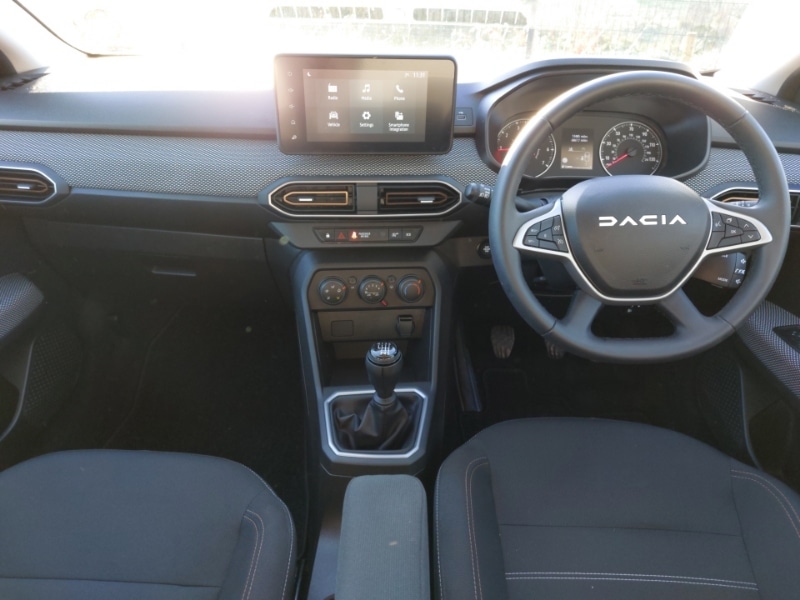 Used Dacia Sandero Stepway 2024 for sale - 76639759: Photo 2