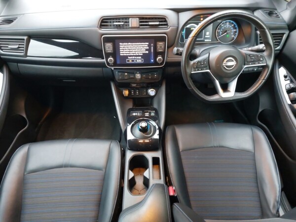 Used Nissan Leaf 2022 for sale - 76207800: Photo 2