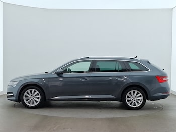 Used Skoda Superb 2020 for sale - 79419595: Photo