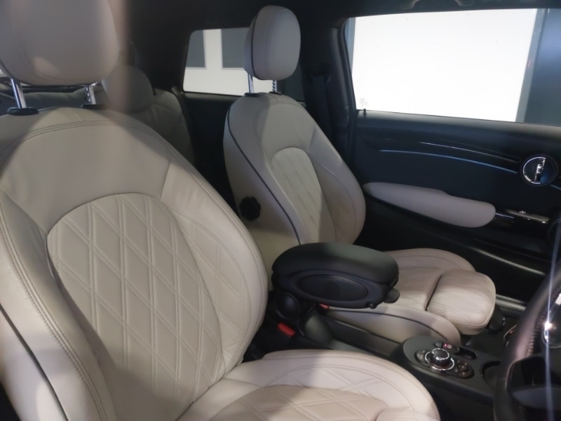 Used MINI Hatch 2023 for sale - 77325876: Photo 11