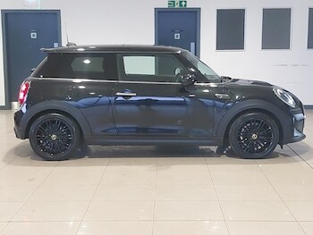 Used MINI Hatch 2023 for sale - 77325876: Photo