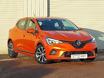 Used Renault Clio 2022 for sale - 76652024: Photo