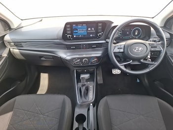 Used Hyundai BAYON 2023 for sale - 79025714: Photo