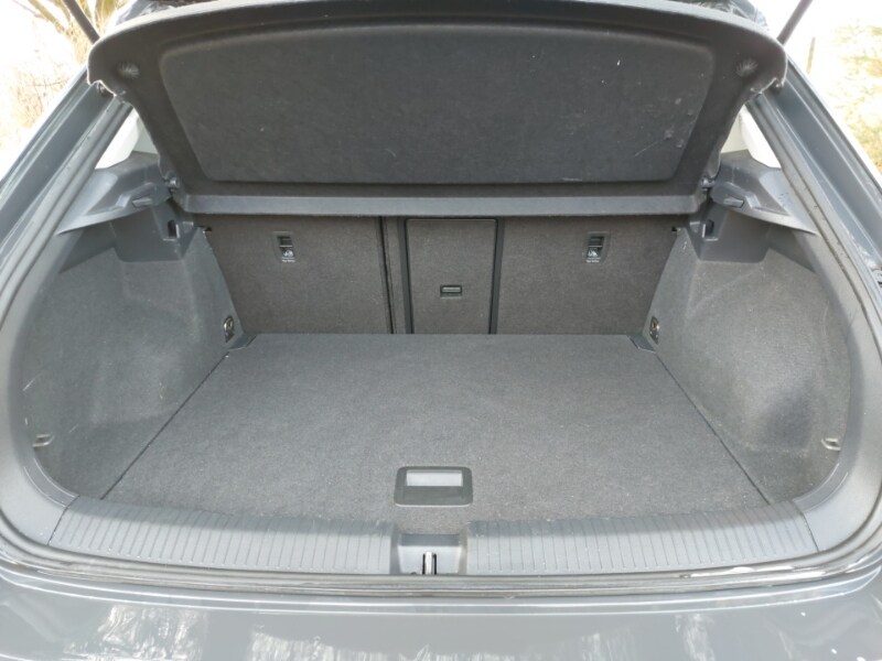 Used Volkswagen T-Roc 2019 for sale - 76652130: Photo 8