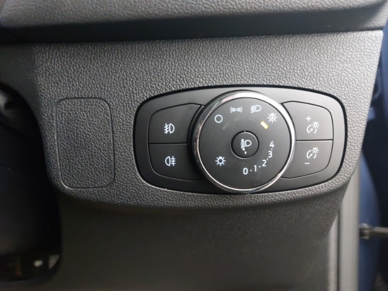 Used Ford Focus 2023 for sale - 76838948: Photo 10