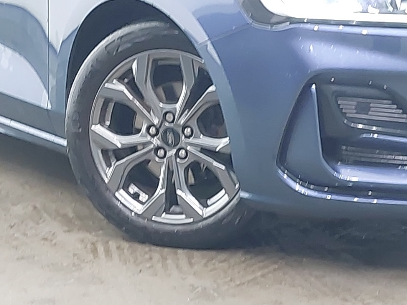 Used Ford Focus 2023 for sale - 76838948: Photo 9