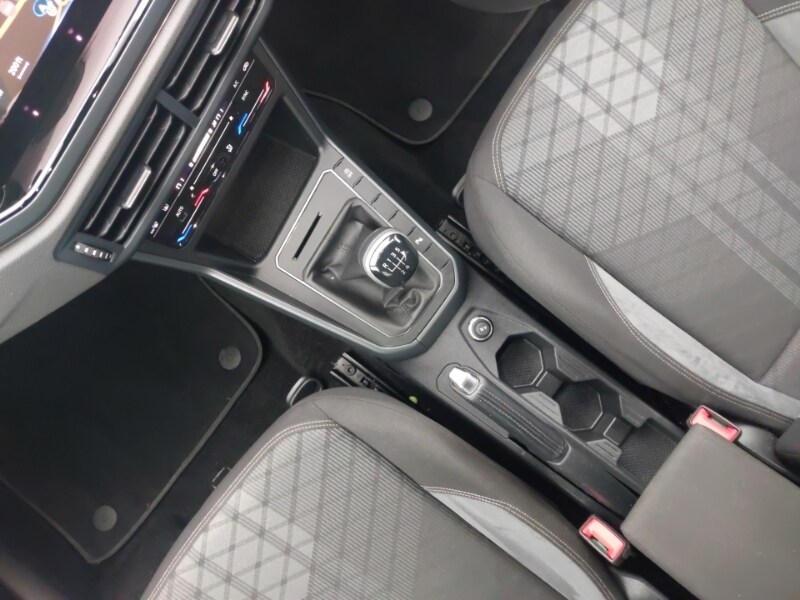 Used Volkswagen Polo 2023 for sale - 77298989: Photo 11