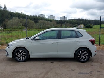 Used Volkswagen Polo 2024 for sale - 78410804: Photo