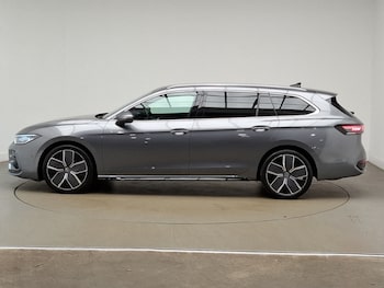 Used Volkswagen Passat 2024 for sale - 78290522: Photo