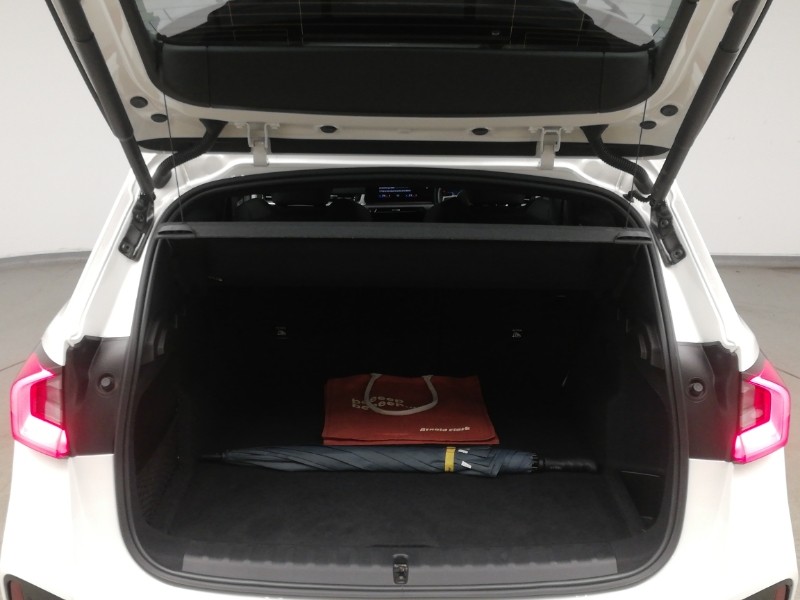 Used BMW iX1 2023 for sale - 77597127: Photo 8