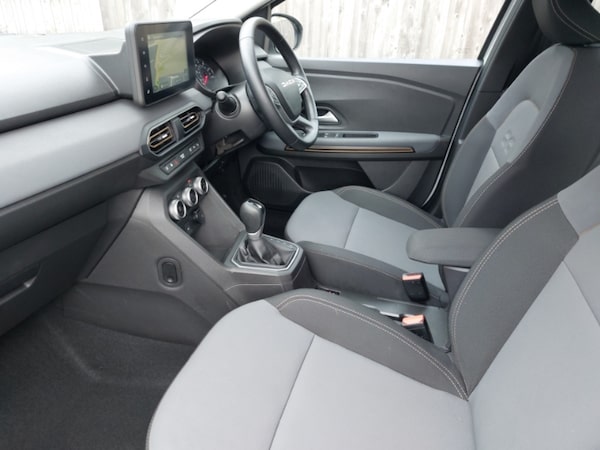 Used Dacia Sandero Stepway 2024 for sale - 76212291: Photo 5