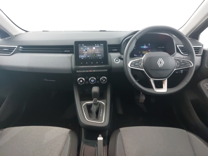 Used Renault Clio 2025 for sale - 77786844: Photo 2