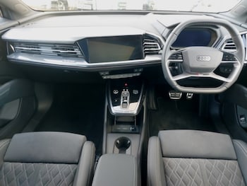 Used Audi Q4 e-tron 2025 for sale - 78298413: Photo