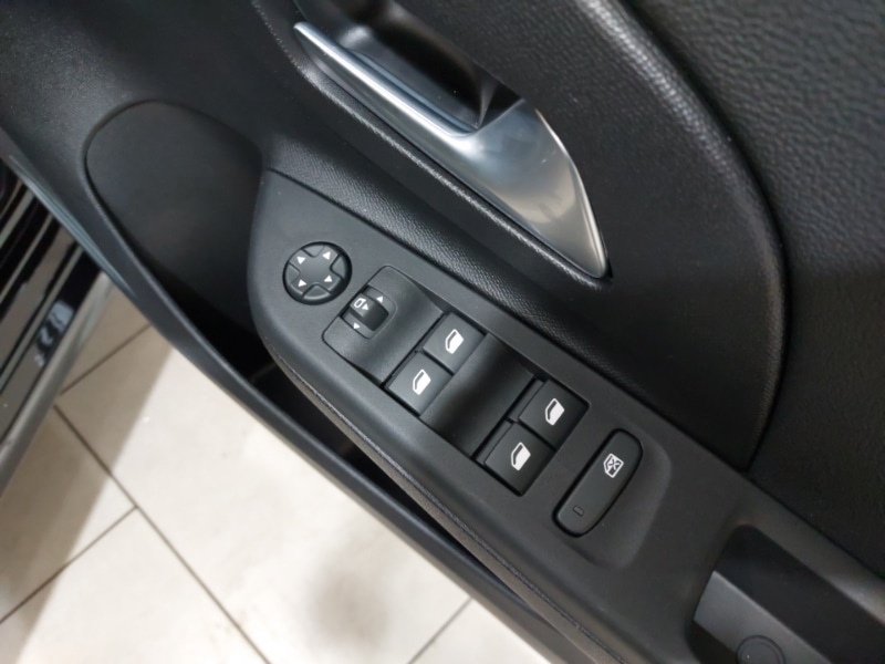 Used Vauxhall Corsa 2025 for sale - 76483470: Photo 12