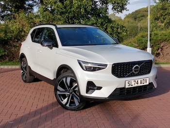 Volvo - XC40