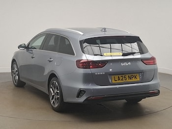Used Kia Ceed 2025 for sale - 79126251: Photo