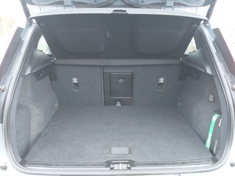 Used Volvo XC40 2022 for sale - 77150530: Photo 8