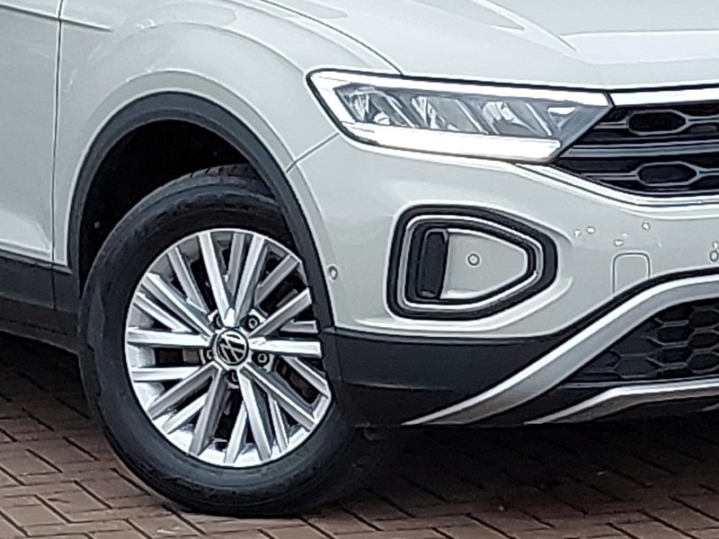 Used Volkswagen T-Roc 2024 for sale - 77423998: Photo 9