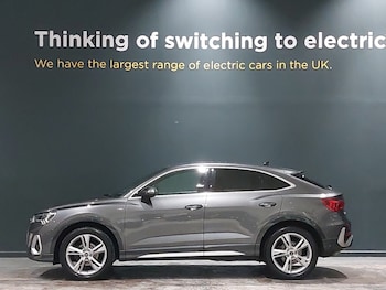 Used Audi Q3 2021 for sale - 77503638: Photo