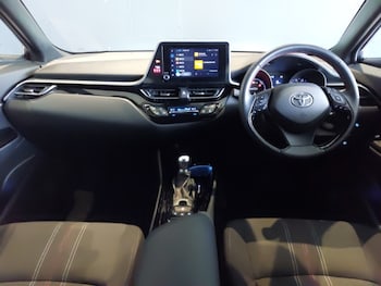 Used Toyota C-HR 2022 for sale - 77638424: Photo