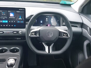 Used MG MGS5 2025 for sale - 76465528: Photo