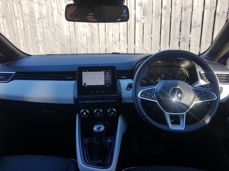 Used Renault Clio 2022 for sale - 77624098: Photo 2