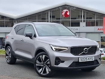 Used Volvo XC40 2025 for sale - 79650260: Photo