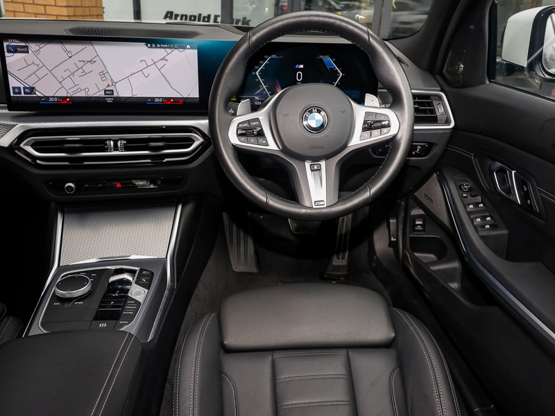 Used BMW 3 Series 2024 for sale - 77923324: Photo 11