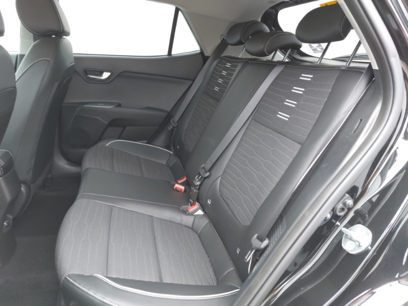 Used Kia Stonic 2025 for sale - 76145463: Photo 6