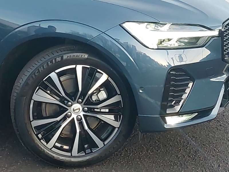 Used Volvo XC60 2025 for sale - 77142859: Photo 9