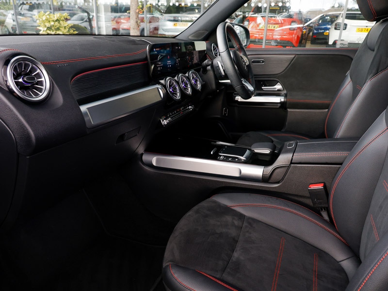 Used Mercedes-Benz EQB 2022 for sale - 76614603: Photo 5