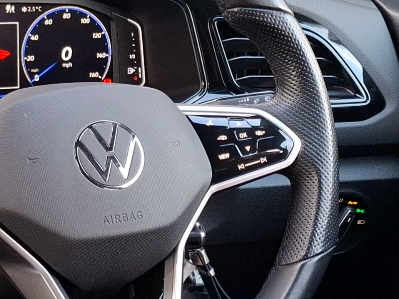 Used Volkswagen T-Roc 2023 for sale - 77160497: Photo 10