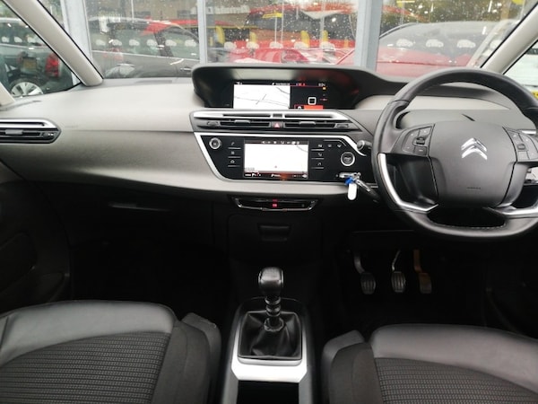 Used Citroen C4 Grand Picasso 2022 for sale - 76207771: Photo 2