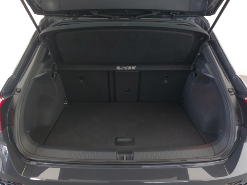 Used Volkswagen T-Roc 2021 for sale - 76666393: Photo 8