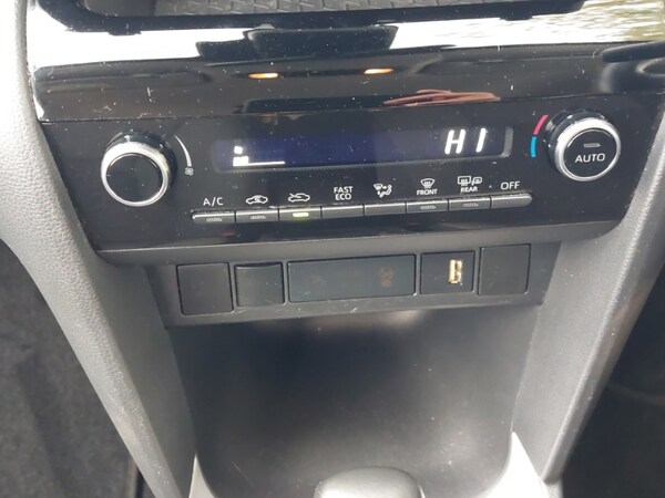 Used Toyota Yaris Cross 2022 for sale - 76254402: Photo 11