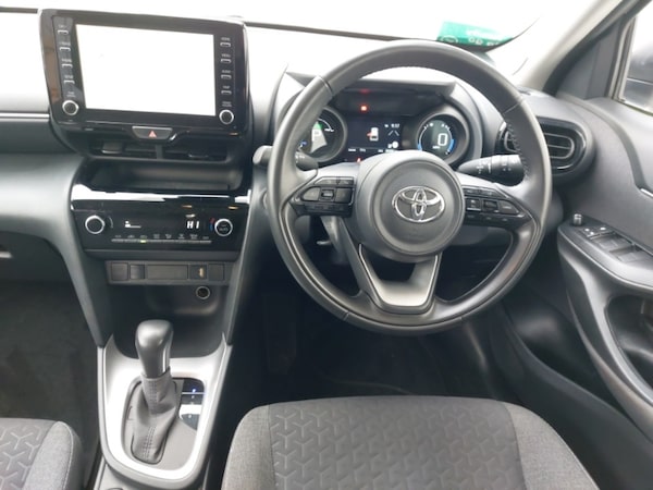Used Toyota Yaris Cross 2022 for sale - 76254402: Photo 7