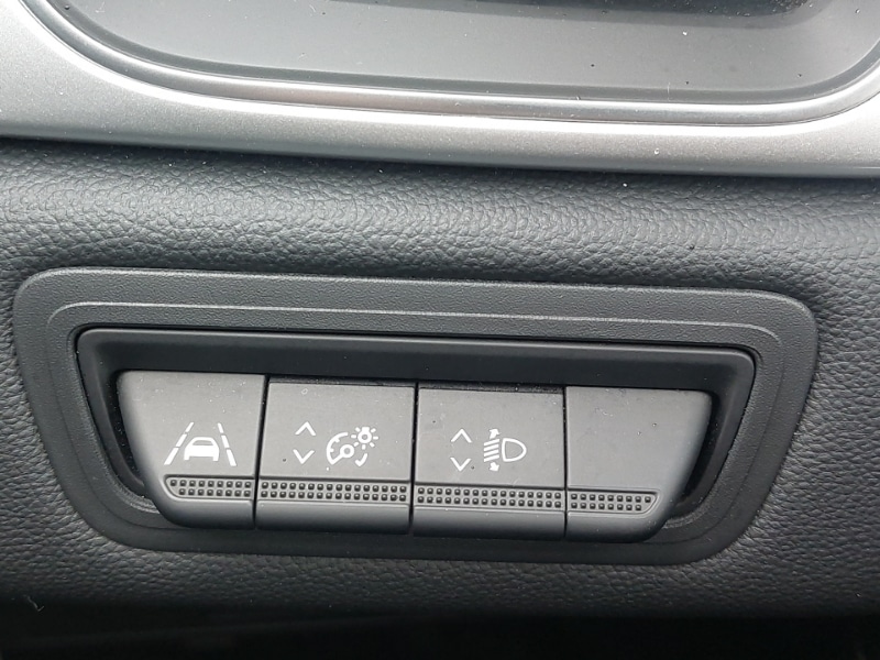 Used Renault Captur 2022 for sale - 78093265: Photo 12