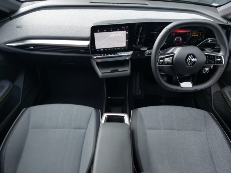 Used Renault Megane E Tech 2022 for sale - 76704853: Photo 2