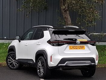 Used Toyota Yaris Cross 2022 for sale - 76928889: Photo