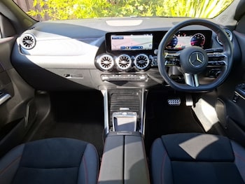 Used Mercedes-Benz GLA 2024 for sale - 76548533: Photo