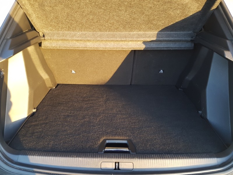 Used Peugeot 2008 2020 for sale - 77058890: Photo 8