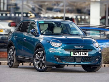 Used Fiat 600 2024 for sale - 78643189: Photo