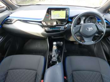 Used Toyota C-HR 2020 for sale - 74901604: Photo