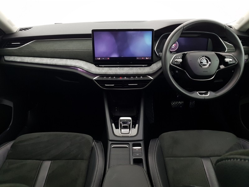 Used Skoda Octavia 2024 for sale - 76726547: Photo 2